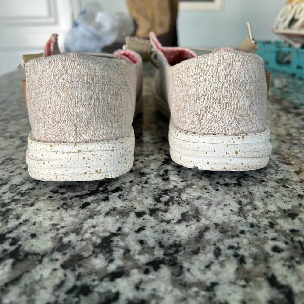Hey Dude Wendy Chambray Shoe-Women’s. Size 10 - Picture 3 of 5